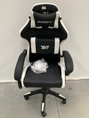 GAMING CHAIR DRIFT BLACK AND WHITE (BROKEN) (P.V.P 99,90€) .