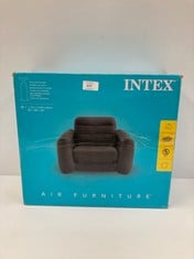 INTEX 66551NP - 2 IN 1 INFLATABLE RELAX CHAIR BED, WITH ARMRESTS, POLYURETHANE, GREY SIZE 1.17M X 2.24M X 66CM .