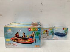 4 X INTEX ITEMS INCLUDING EXPLORER BOAT SET .