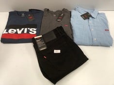 4 X LEVIS BRAND CLOTHING INCLUDING BLUE SHIRT SIZE M - LOCATION, 46B.