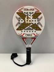 PADEL RACKET ML10 PRO CUP NOX RED AND WHITE-LOCATION 6B.