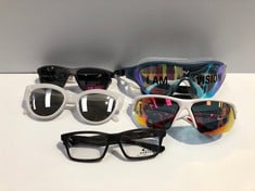 5 X VARIETY OF GLASSES INCLUDING NIKE MODEL FQ4683-LOCATION 2B.