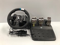 LOGITECH STEERING WHEEL AND PEDALS (WITHOUT ORIGINAL BOX TOTAL P.V.P 261€)-LOCATION 7B.