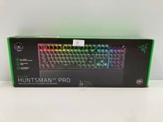 RAZER HUNTSMAN V3 PRO (P.V.P. €248) - LOCATION 50A.