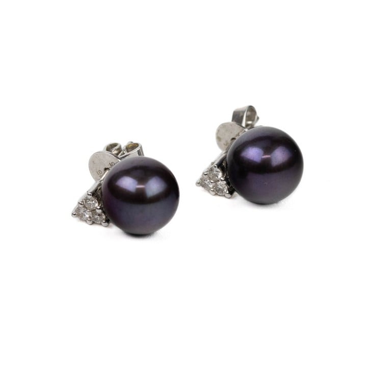 18ct White Gold 0.06ct Diamond and Grey Pearl Earrings, 1.2cm, 2.5g (VAT Only Payable on Buyers Premium)