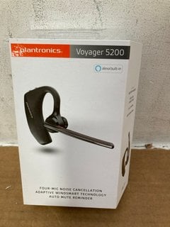 6 X PLANTRONICS VOYAGER 5200 BLUETOOTH HEADSETS: LOCATION - B1