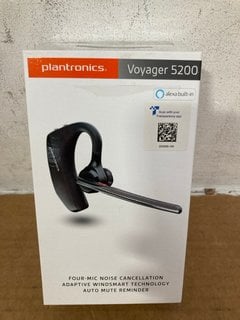 6 X PLANTRONICS VOYAGER 5200 BLUETOOTH HEADSETS: LOCATION - B1