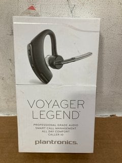 6 X PLANTRONICS VOYAGER LEGEND BLUETOOTH HEADSETS: LOCATION - B1