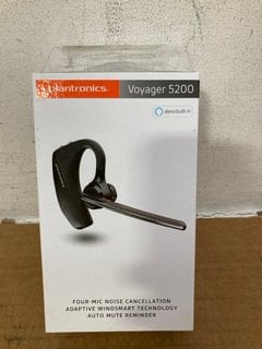 6 X PLANTRONICS VOYAGER 5200 BLUETOOTH HEADSETS: LOCATION - B1