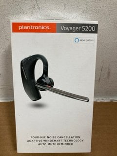 6 X PLANTRONICS VOYAGER 5200 BLUETOOTH HEADSETS: LOCATION - B1