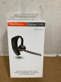 6 X PLANTRONICS VOYAGER 5200 BLUETOOTH HEADSETS: LOCATION - B1