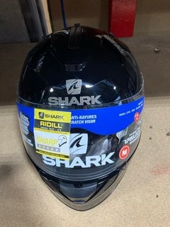 SHARK HELMETS RIDILL BLANK MOTORCYCLE HELMET IN BLACK: LOCATION - B1