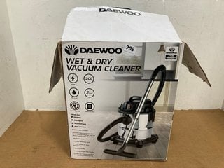 DAEWOO WET N DRY VACUUM CLEANER: LOCATION - B1