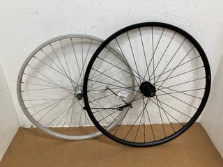 KX WHEELS 26" REAR WHEEL IN SILVER TO INCLUDE PART WHEELS BIKE WHEEL SIZE: 622 X 19C: LOCATION - B2