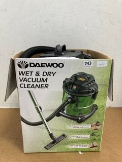 DAEWOO WET N DRY VACUUM CLEANER: LOCATION - B2