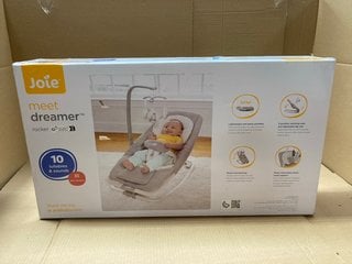 2 X ASSORTED BABY ITEMS TO INCLUDE JOILE MEET DREAMER: LOCATION - BR13