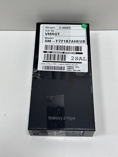 SAMSUNG GALAXY Z FLIP 4 256 GB SMARTPHONE IN GRAPHITE: MODEL NO SM-F721B (WITH BOX & ALL ACCESSORIES, MINOR COSMETIC IMPERFECTION (SEE PHOTO)) [JPTM127274] THIS PRODUCT IS FULLY FUNCTIONAL AND IS PAR