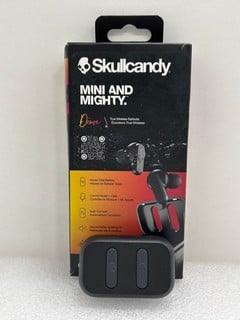 SKULLCANDY DIME TRUE WIRELESS EARBUDS IN TRUE BLACK: MODEL NO S2DMW-P740 (WITH BOX & ALL ACCESSORIES) [JPTM127290] THIS PRODUCT IS FULLY FUNCTIONAL AND IS PART OF OUR PREMIUM TECH AND ELECTRONICS RAN