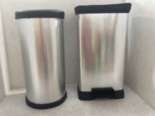 2 X CURVER 40 AND 50L DECO BINS: LOCATION - H7