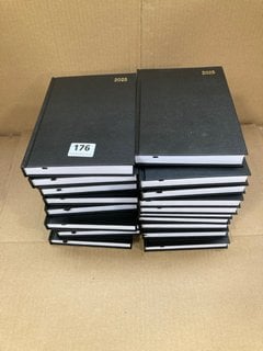 QTY OF 2025 LINED A5 DIARY NOTEBOOKS IN BLACK: LOCATION - E8