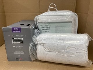 3 X ASSORTED JOHN LEWIS AND PARTNERS BED ITEMS TO INCLUDE DOUBLE SIZE NATURAL COLLECTION BRITISH WOOL DUVET: LOCATION - E10