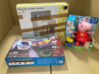 3 X ASSORTED JOHN LEWIS AND PARTNERS CHILDRENS ITEMS TO INCLUDE PEPPA PIG PEPPA'S MUDDY PUDDLES PARTY TOY: LOCATION - E11