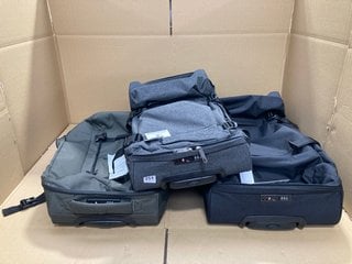 3 X ASSORTED SIZE JOHN LEWIS AND PARTNERS SOFT SHELL TRAVEL SUITCASES IN GREY , BLACK AND DARK GREEN: LOCATION - E13