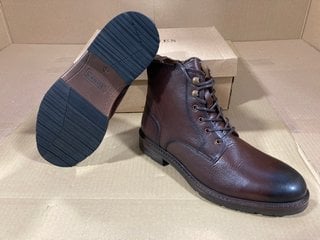 JONES BOOT MAKERS MENS FORMAL DERRY LACE UP SHOES IN BROWN SIZE: 10: LOCATION - E18