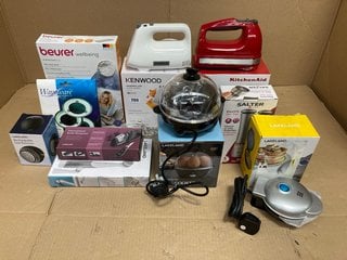 QTY OF ASSORTED HOUSE HOLD ITEMS TO INCLUDE KENWOOD HAND MIX LITE HAND MIXER , RECHARGEABLE LINT REMOVER , ELECTRIC SCRUB BRUSH: LOCATION - G2