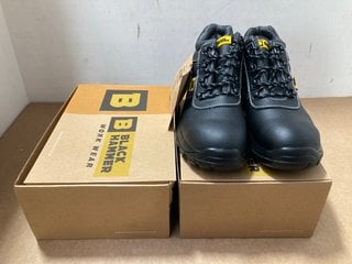 2 X BLACK HAMMER WATERPROOF STEEL TOE SAFETY BOOTS IN BLACK SIZE: 11: LOCATION - H16