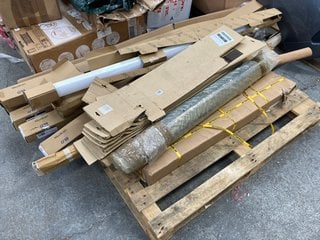 PALLET OF ASSORTED ITEMS TO INCLUDE ELD - LED BATTEN BULB: LOCATION - A5 (KERBSIDE PALLET DELIVERY)