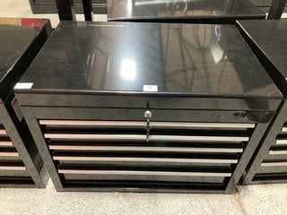 5 DRAWER BLACK METAL LOCKABLE TOOL CHEST: LOCATION - A1