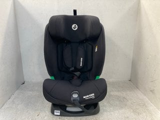 MAXI-COSI TITAN S COMFORT I-SIZE CAR SEAT IN BLACK - RRP £209.99: LOCATION - D8