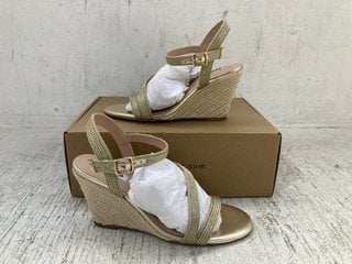 DUNE WOMENS GOLD ROPE WEDGE HEELS - UK SIZE 4: LOCATION - D5