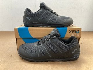 XERO SHOES MESA TRAIL WP BLACK WATERPROOF SHOES - UK SIZE: 8: LOCATION - D2