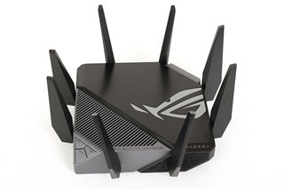 RAPTURE TRI-BAND GAMING ROUTER MODEL GT AXE11000 (NO POWER LEAD): LOCATION - FRONT BOOTH