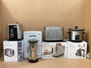 4 X KITCHEN APPLIANCES TO INCLUDE 1.5L SLOW COOKER: LOCATION - B5