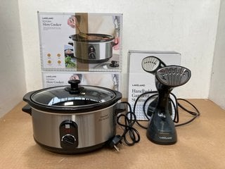 2 X 3.5L SLOW COOKERS TO INCLUDE HANDHELD GARMENT STEAMER: LOCATION - C0