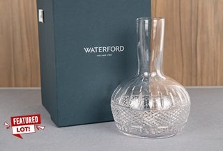 WATERFORD 1.68L IRISH LACE DECANTING GLASS CARAFE - RRP £450: LOCATION - FRONT BOOTH