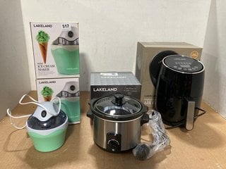 4 X KITCHEN ITEMS TO INCLUDE 1.5L SLOW COOKER: LOCATION - C1