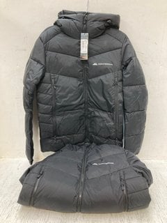 2 X MENS MONTERRAIN BLANC PUFFER JACKETS - UK SIZE: SMALL / MEDIUM - COMBINED RRP: £250.00: LOCATION - B9