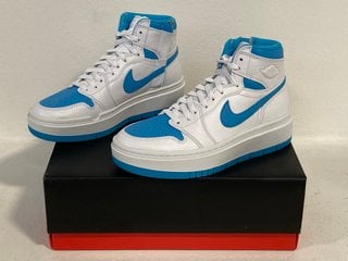 WOMENS NIKE AIR JORDAN 1 ELEVATE HIGH TOP TRAINERS IN BLUE / WHITE - UK SIZE 6.5 - RRP £116: LOCATION - FRONT BOOTH