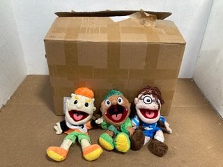 QTY OF ASSORTED PLUSH TOYS TO INCLUDE JR PUPPET: LOCATION - B15