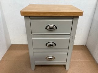 MALONE 3 DRAWER BEDSIDE CHEST IN GREY OAK: LOCATION - C14