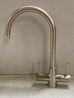 CARRON PHOENIX ALBA Q/TURN TAP IN BRUSHED NICKEL RRP: £225.00: LOCATION - BR1