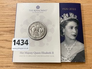 2022 HM QUEEN ELIZABETH BRILLIANT UNCIRCULATED FIVE POUND COMMEMORATIVE COIN FEATURING CHARLES III: LOCATION - CR