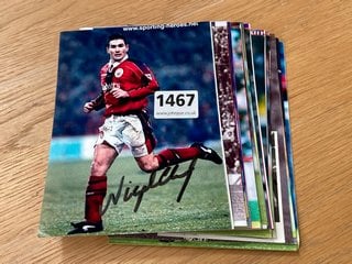 25 X SIGNED PHOTOS OF FOOTBALLERS TO INCLUDE NIGEL CLOUGH: LOCATION - CR