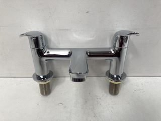 DECK MOUNTED BATH FILLER IN CHROME - RRP £245: LOCATION - R1