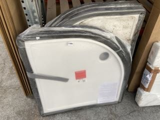 (COLLECTION ONLY) QTY OF ASSORTED PEARLSTONE SHOWER TRAYS TO INCLUDE 900MM QUADRANT SHOWER TRAY - RRP £2000: LOCATION - D6 ISLAND