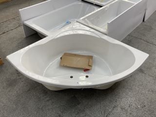 1350 X 1350MM 2TH CORNER BATH - RRP £429: LOCATION - C3